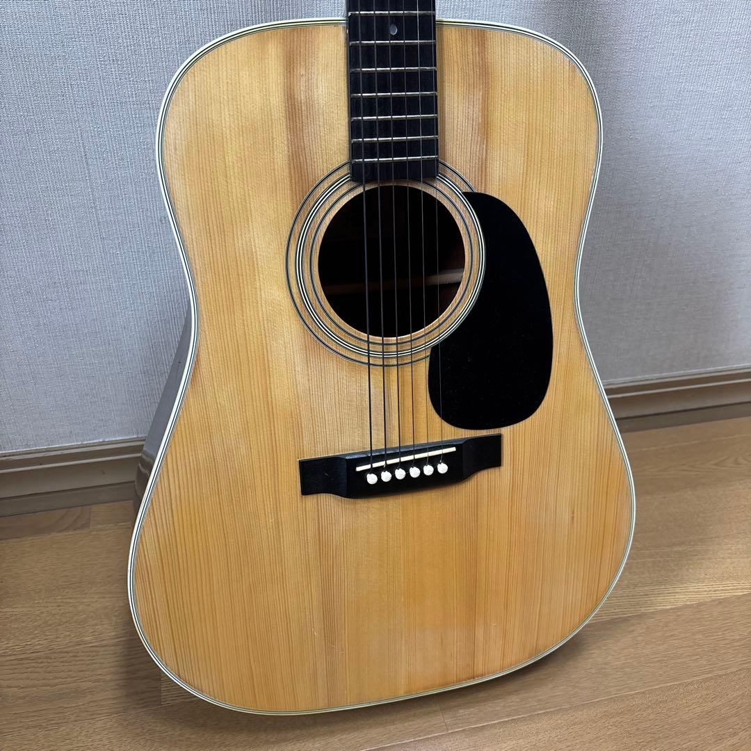 yamaki YW−18 アコースティックギター　ケース付き