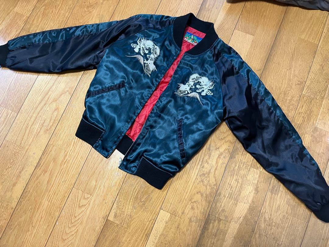 スカジャン ドラゴン刺繍 黒　星姫