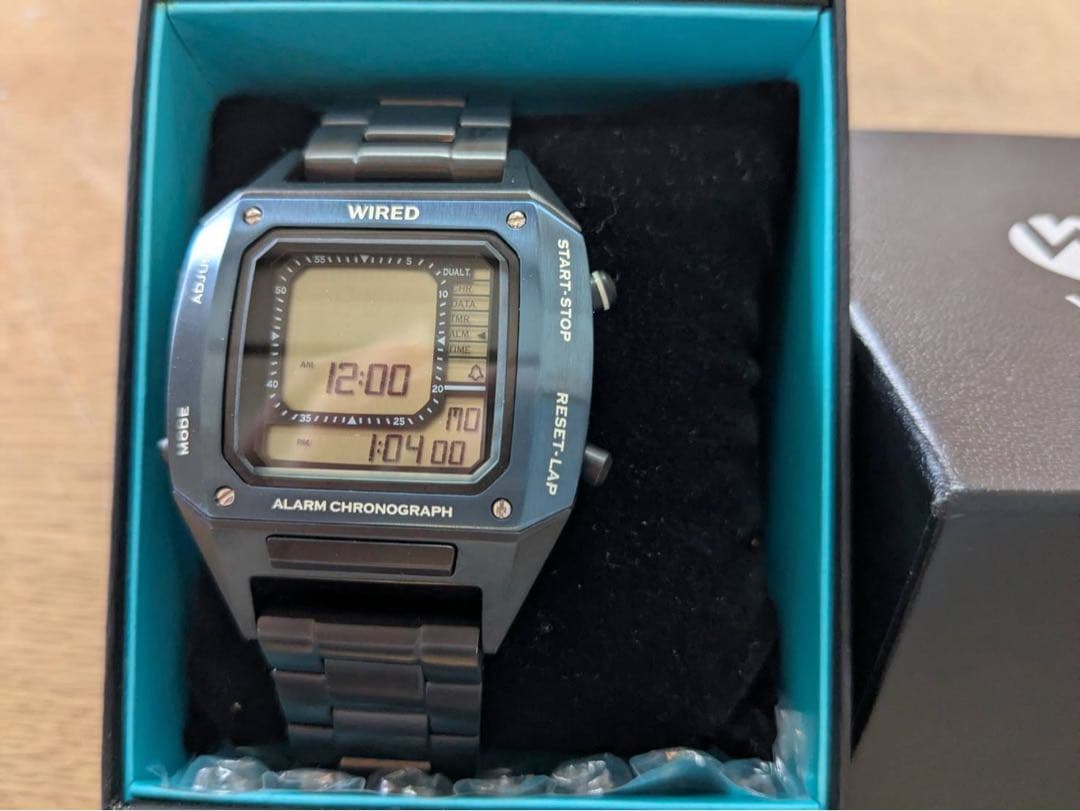SEIKO WIRED BEAMS AGAM701 時計　ウォッチ　デジボーグ