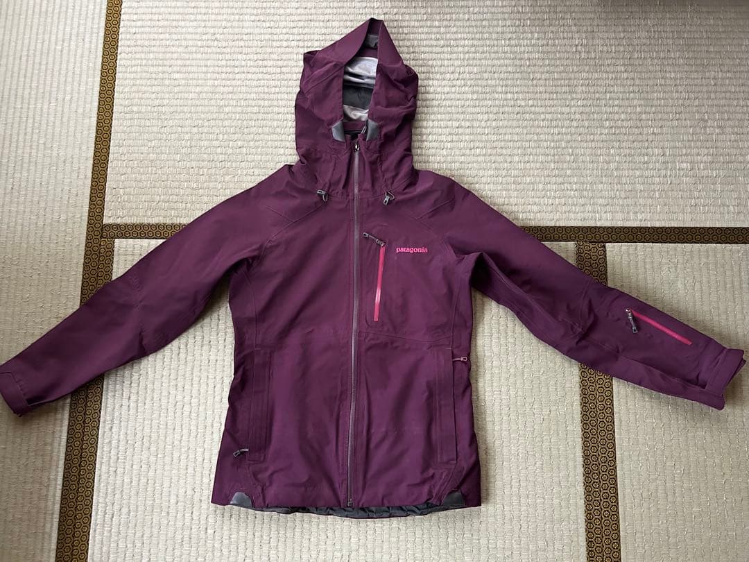 Patagonia（パタゴニア）の GORE-TEXスキーウェア上下セット