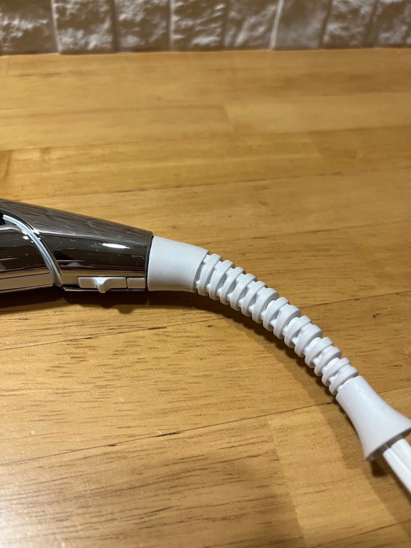 リファ　ReFa ストレートヘアアイロン 2023年製　ホワイト