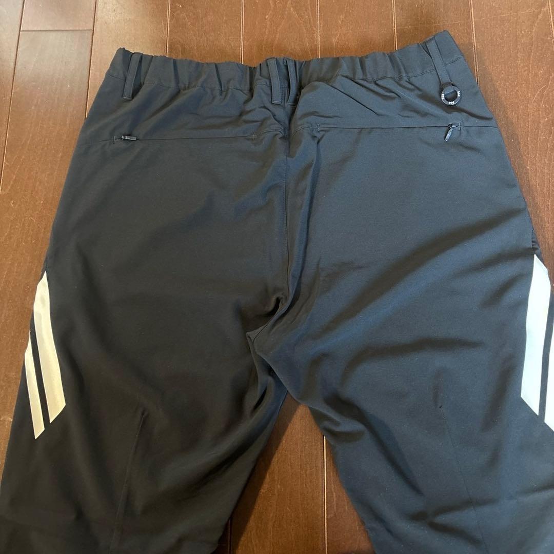 パーリーゲイツPGG Ｐe 4wayストレッチブラックパンツサイズ6