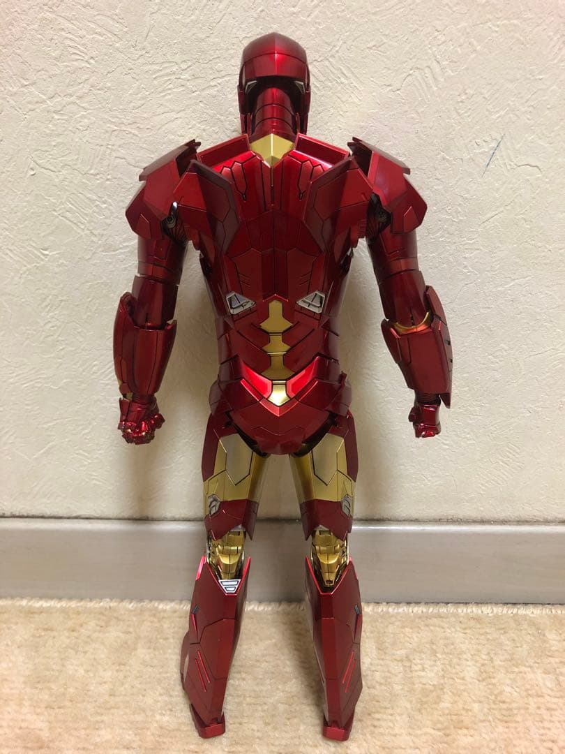 ホットトイズ　アイアンマン ディズニー　アベンジャーズ　1/6 フィギュア　装備