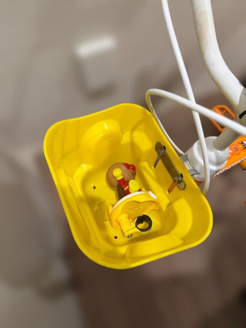 美品それいけ！アンパンマン 補助輪付 子供用自転車 アンパンマンエアホーン2個付