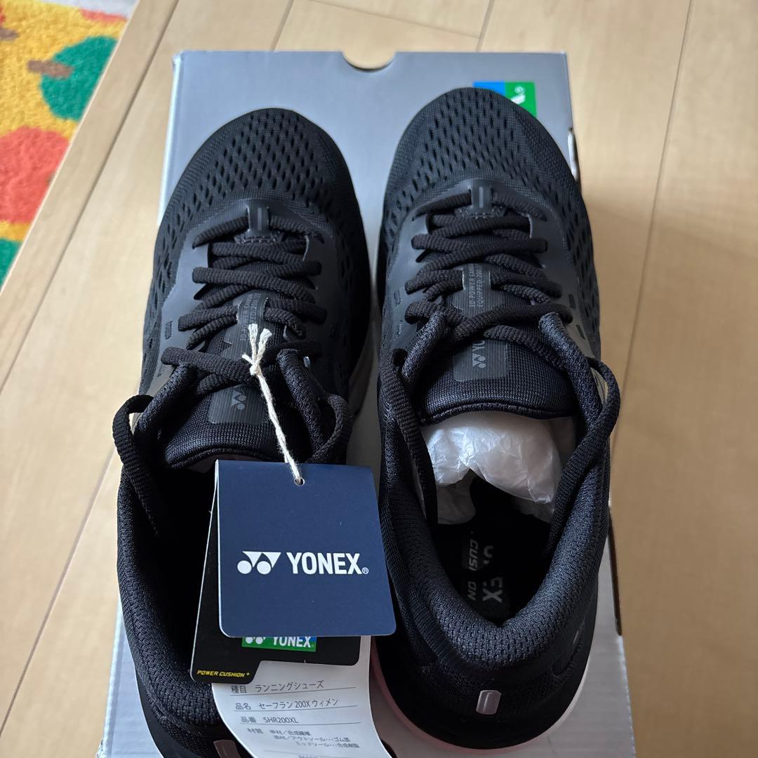 YONEX セーフラン200Ｘ ランニングシューズ25.5センチ