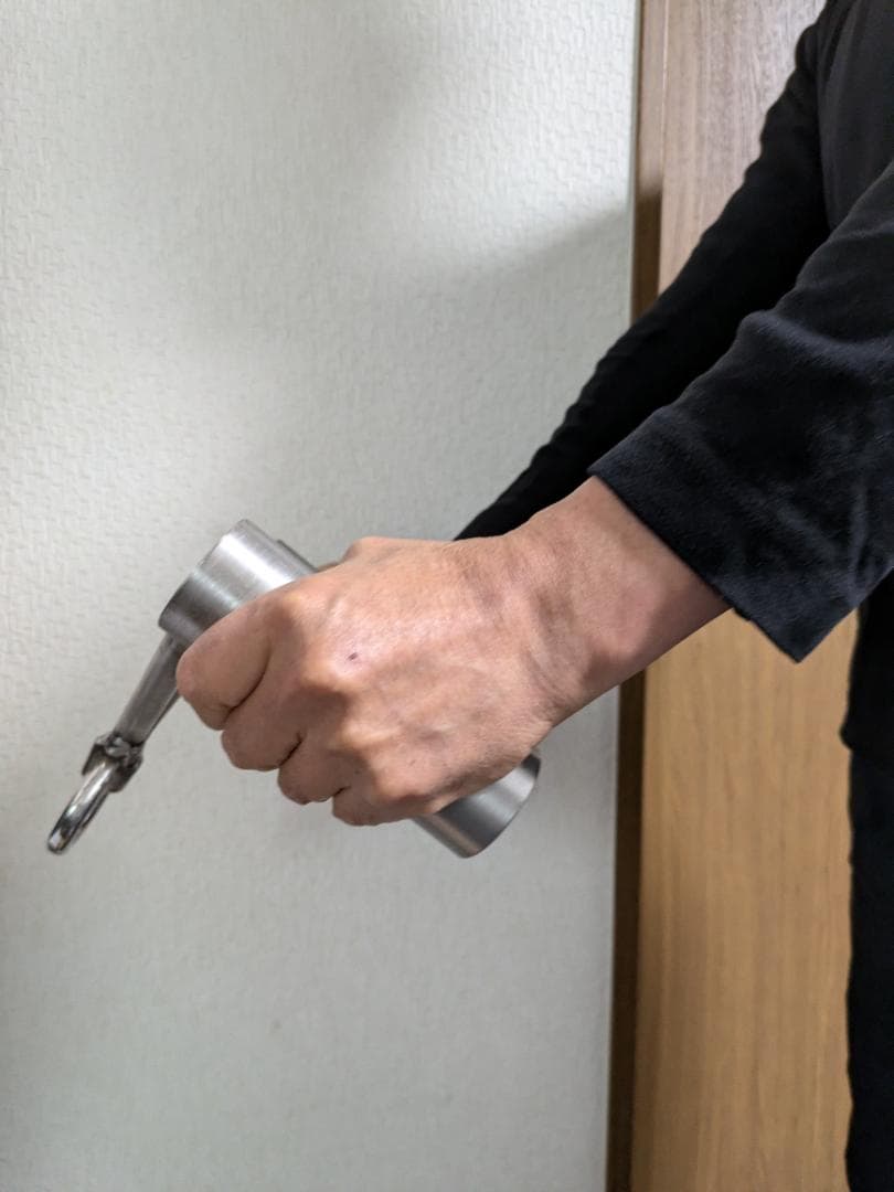 前腕クラッシャー＋ダンベル活用フックとカラビナ付き　アームレスリング