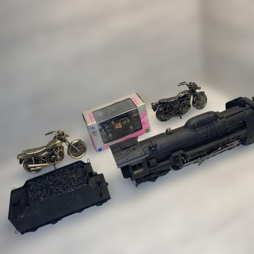 D511161 蒸気機関車 金属製 黒