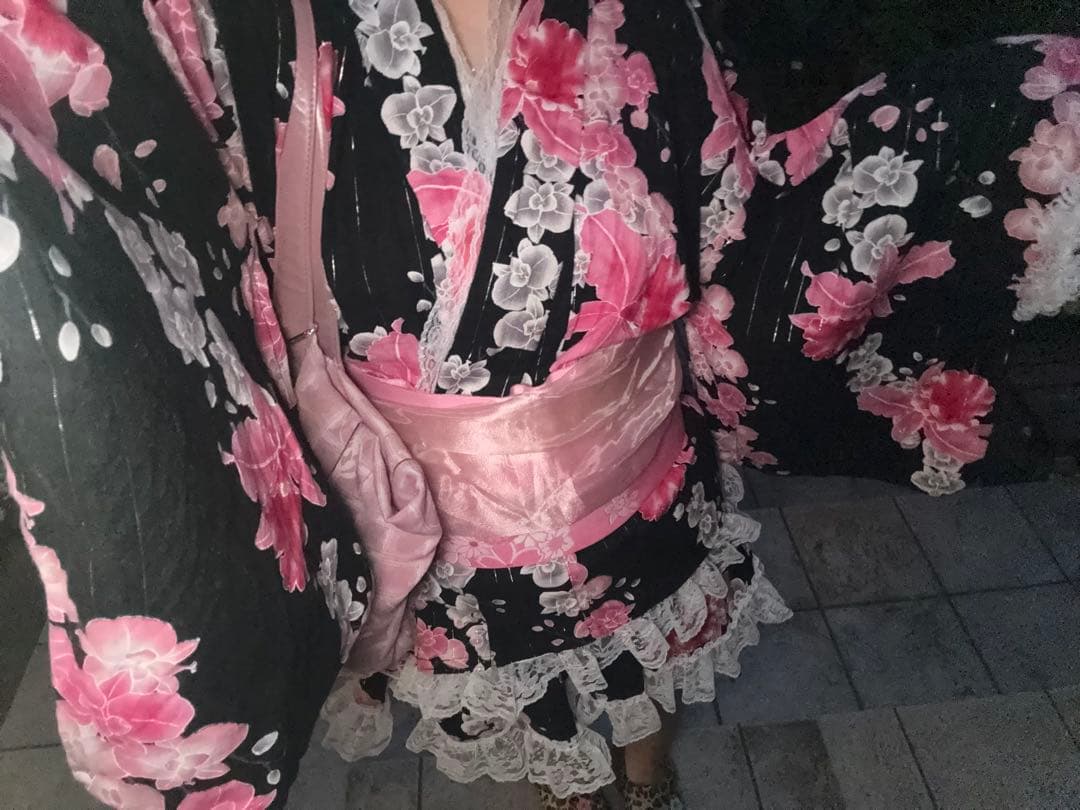 【値下げ】浴衣ドレス 大人 160 黒 ピンク バラ 姫ギャル