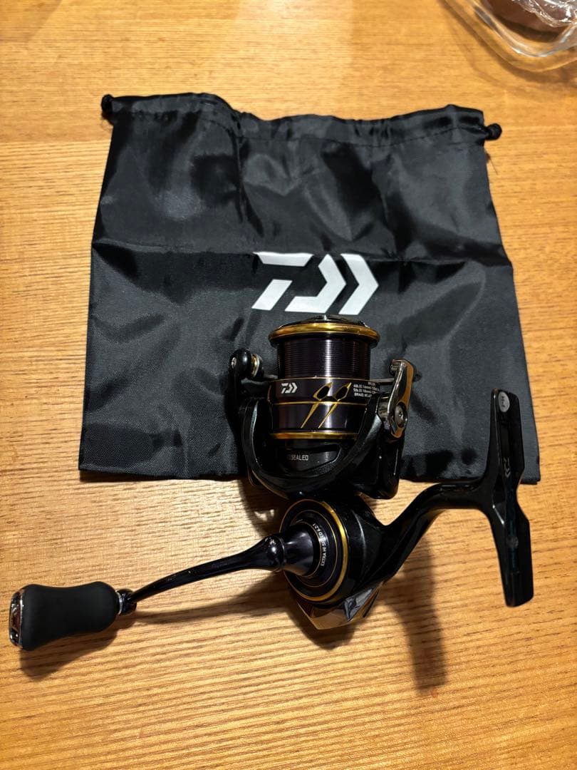 DAIWAダイワ 21カルディア LT2500S-XH