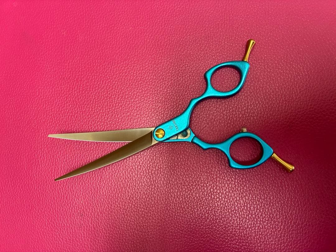 トリミング　シザー　 カーブシザー　カーブ