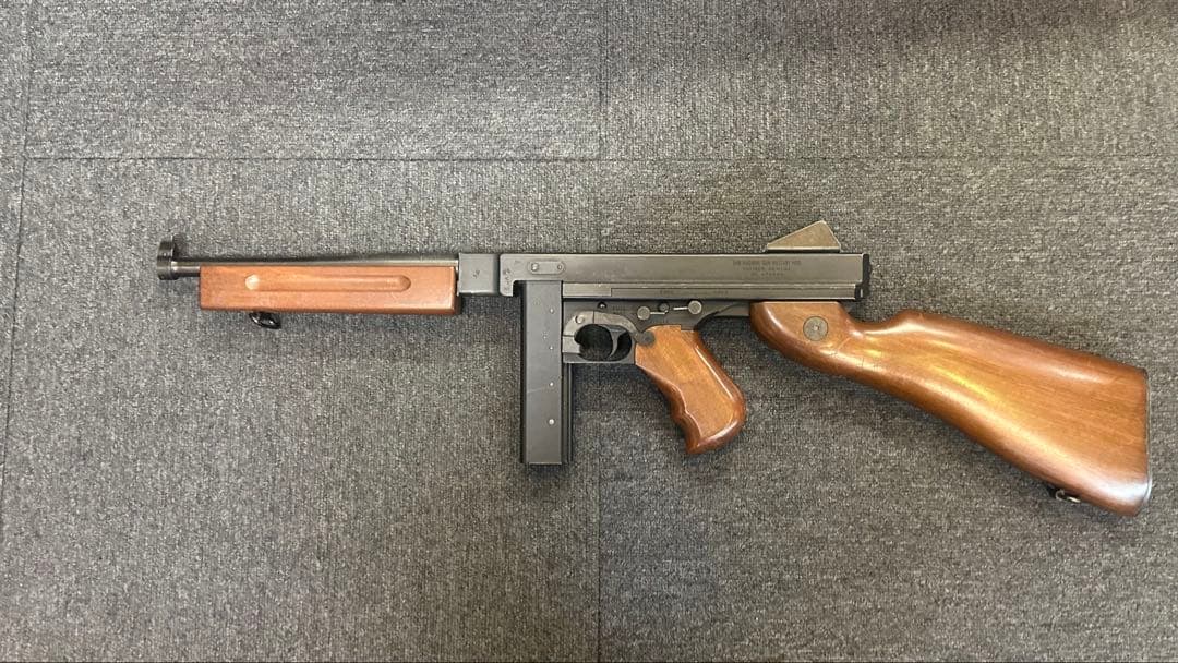 ゆ*き様 東京マルイ トンプソン 電動ガン リアルデザイン