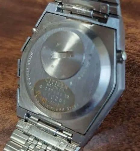 CITIZEN デジタル腕時計 ステンレスバンド アンティーク 1978年製