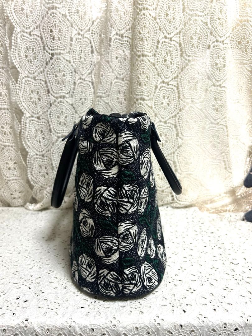 ミナペルホネンハンドメイド　rosyネイビー　本革持ち手，楕円底トートL