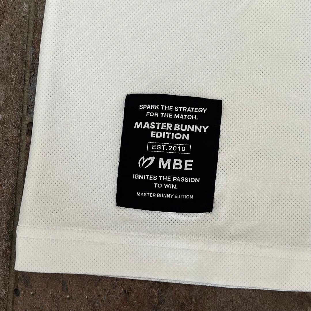 MASTER BUNNY EDITION 長袖　モックネック　ホワイト
