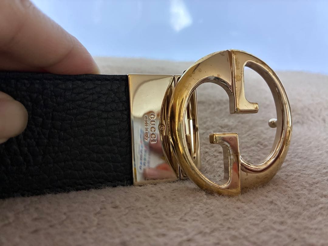 GUCCI リバーシブル レザーベルト 黒 水色