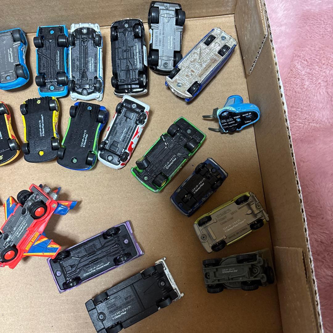 だ*け様 トミカ カーズ ミニカーセット 33台　他おまけ付