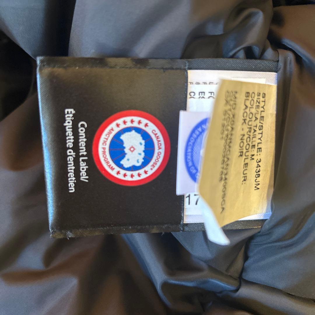   ブラック ダウンジャケット M