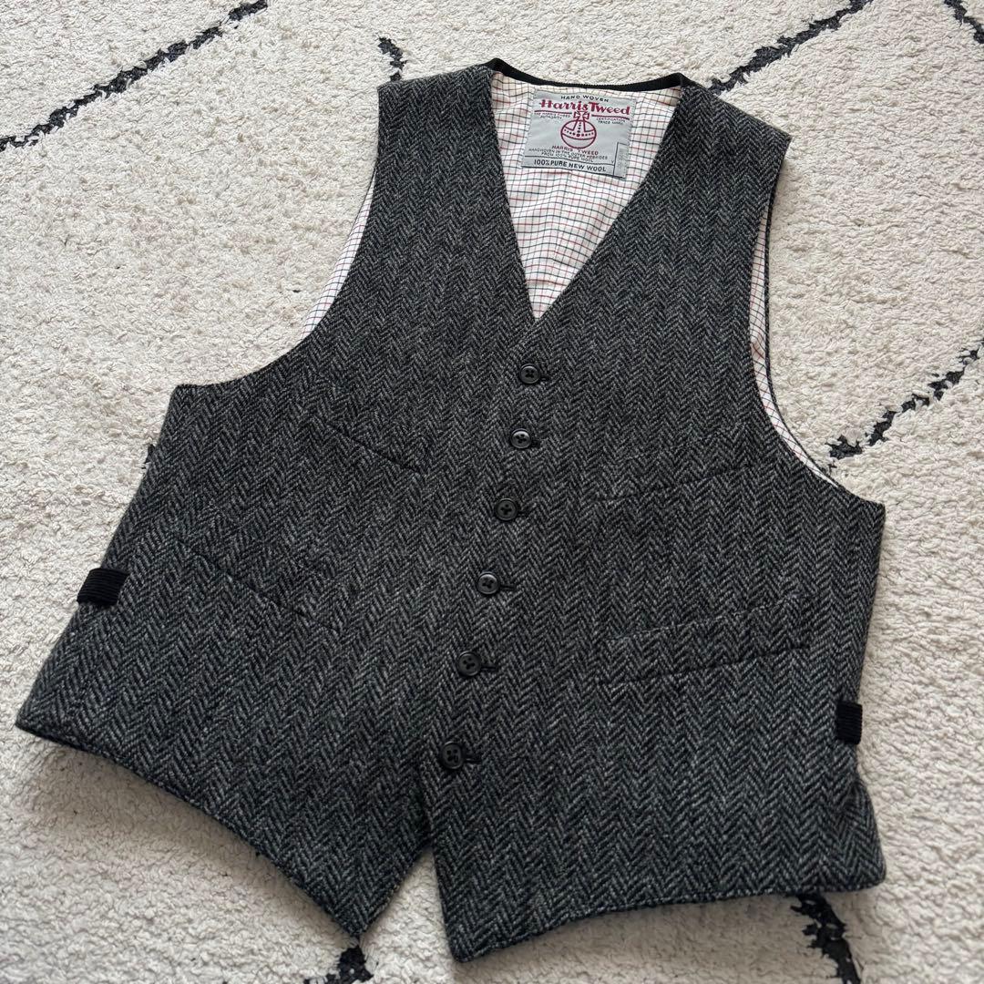 ビームスプラス　ハリスツイード　ベスト　ジレ　ヘリンボーン　ツイード　グレー