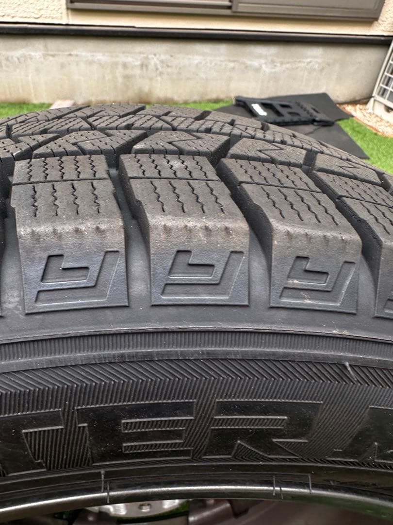 ルノーキャプチャー　17インチホイールスタッドレスタイヤセット215/60R17