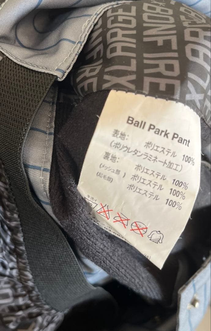 X LARGE×BONFIREスノーウェア　希少デザイン