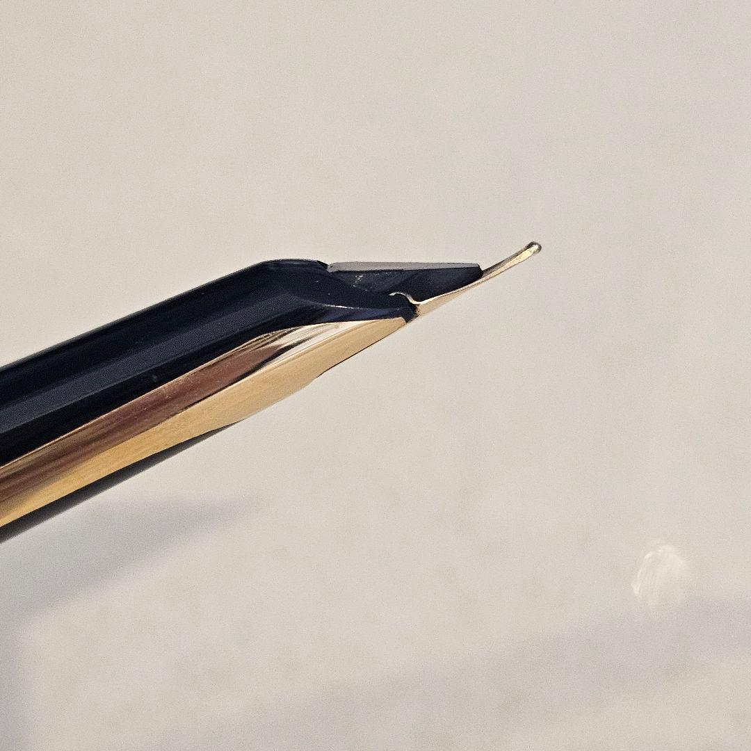 WATERMAN C/F モアレPLAQUE OR Gヴィンテージ万年筆18K