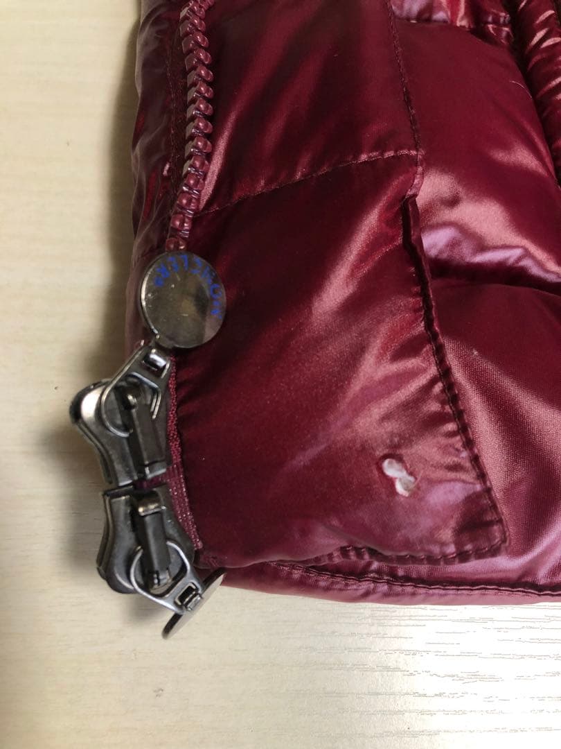 ※訳あり【MONCLER】モンクレール ダウンベスト 希少色　ボルドー　4