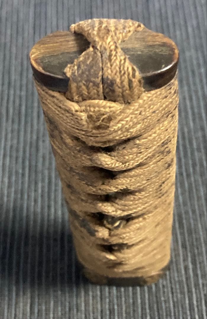 刀装具　殿中差し柄前　古金工目貫　赤銅無地鍔　(江戸時代)