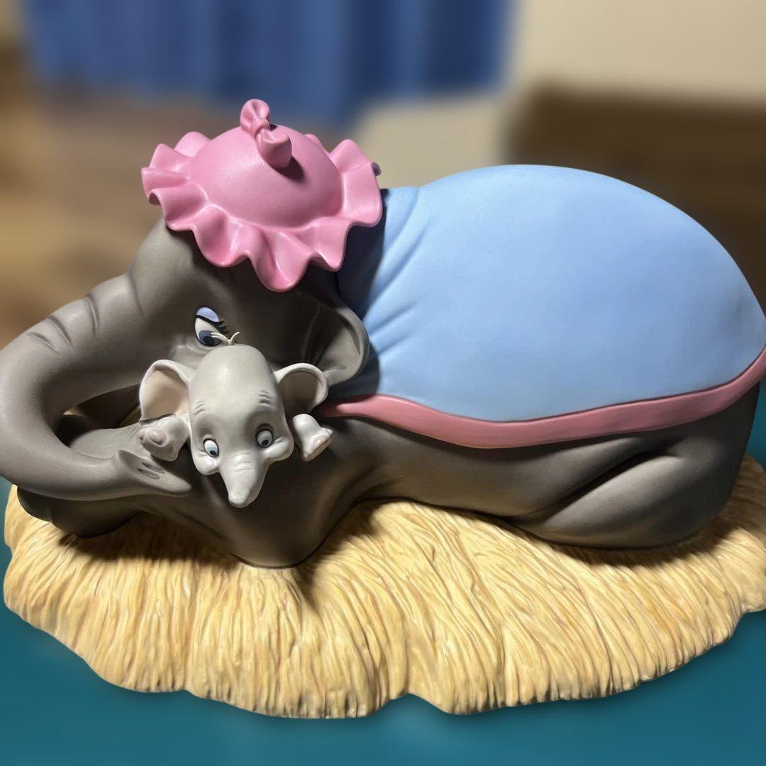 ディズニー陶器ダンボ置物