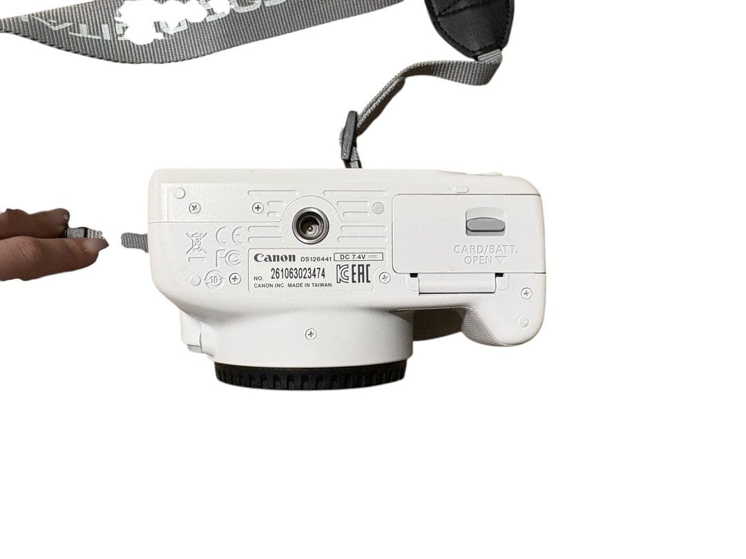 Canon キヤノン EOS Kiss X7 デジタル一眼レフ カメラ レンズ付