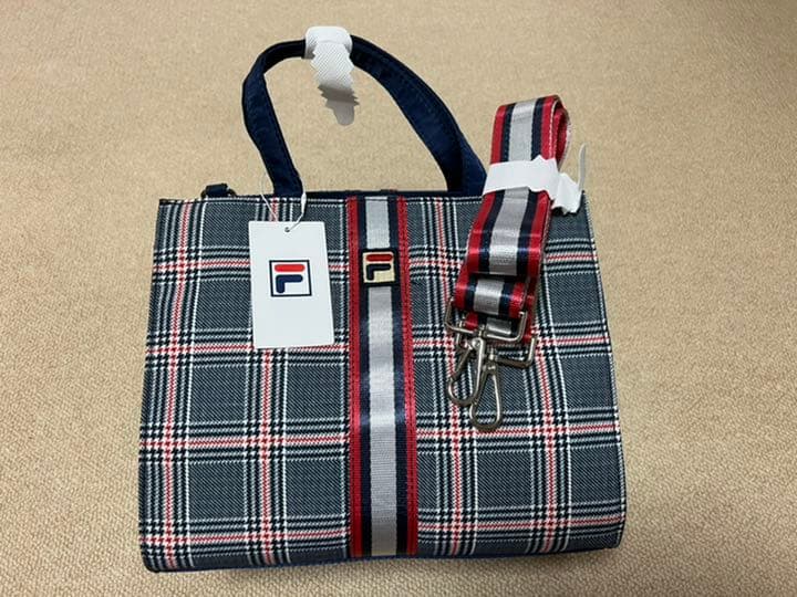 新品　FILA ショルダーバッグ