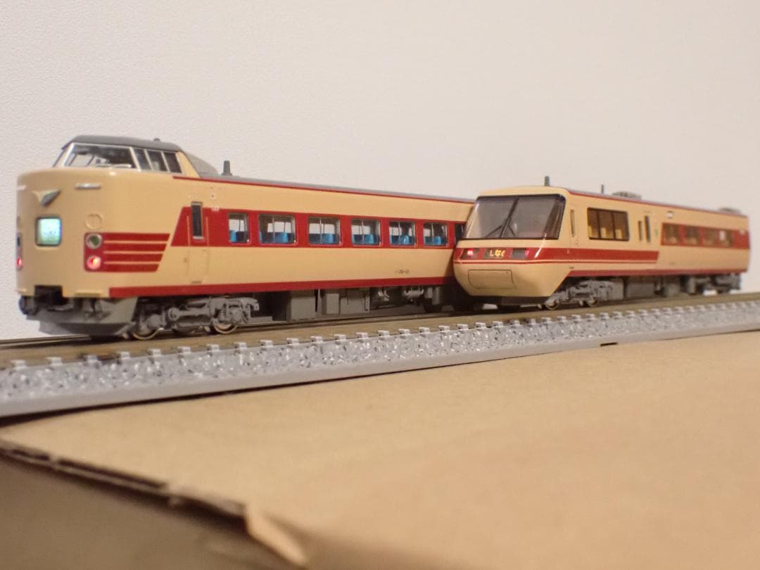 381系6連+6連 多客期編成12両セット