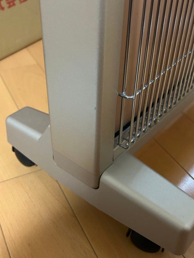 サンルミエ キュート　遠赤外線　E800LS 日本製