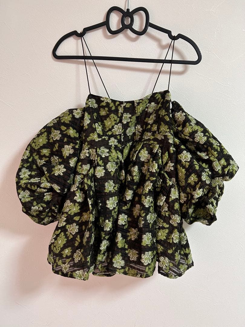 Lily Brown 3wayジャガードペプラムビスチェ