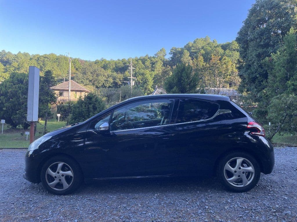 【最終】プジョー208 ５MT 車検切れ