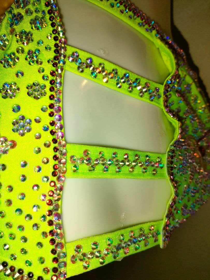 【新品】エジプト製ベリーダンス セットアップ 蛍光グリーン