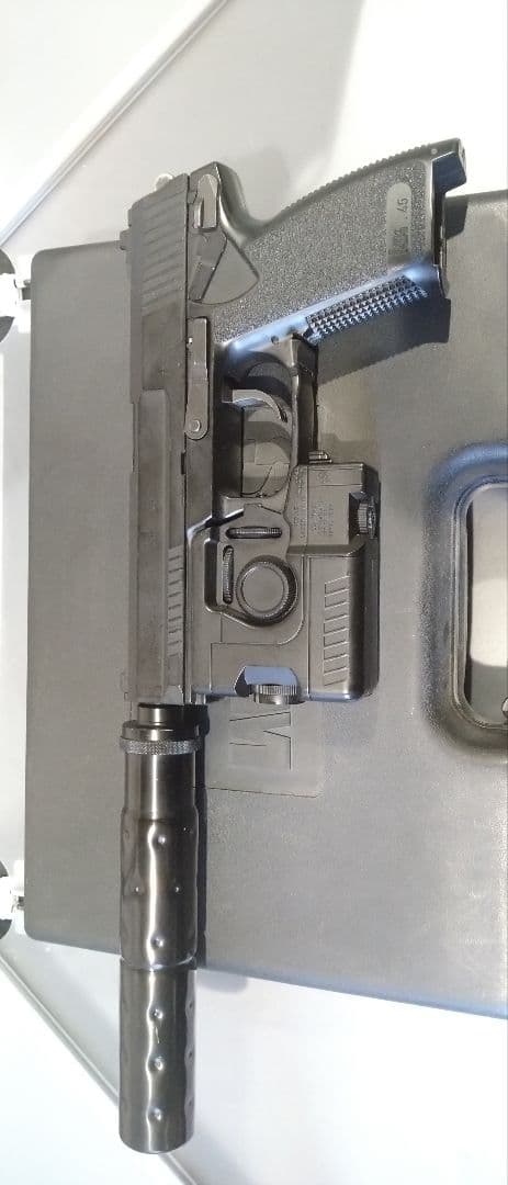 東京マルイ SOCOM MK23 マガジン2本付き