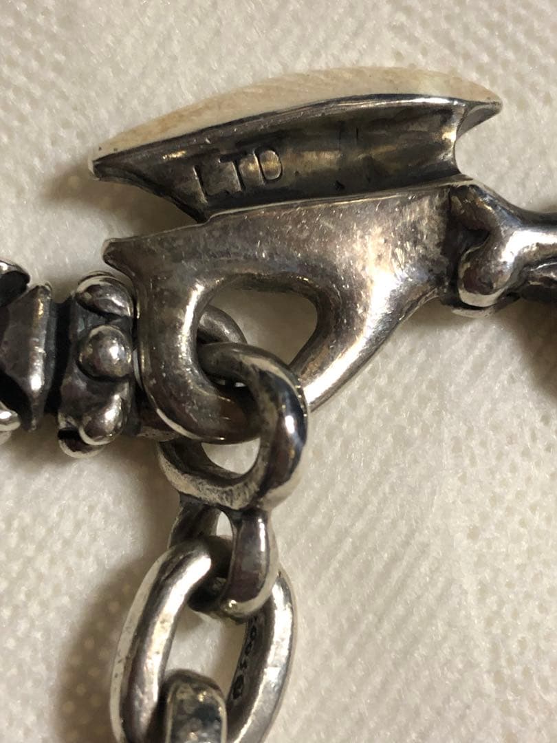 トラヴィスワーカー クロス ダガー キーチェーン travis walker