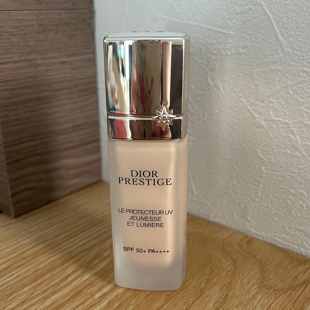 【未使用紙袋付】Dior Prestige Le Protecteur UV00