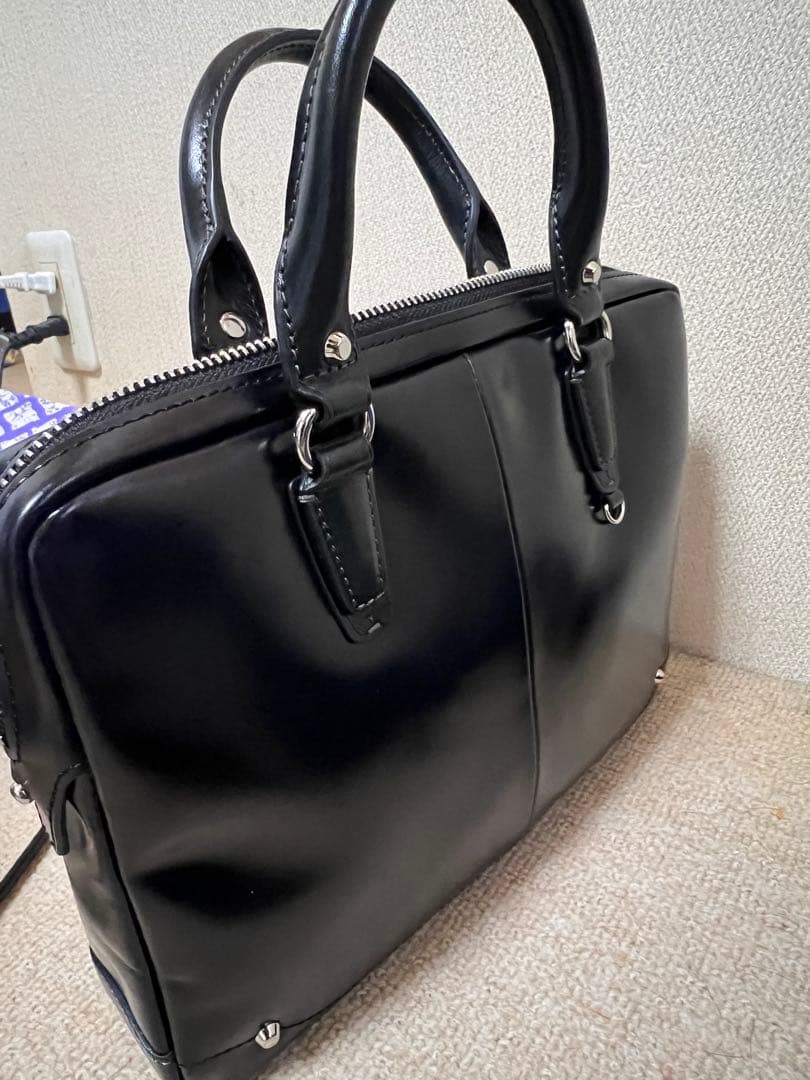 キーファーノイ　B5 本革バッグ