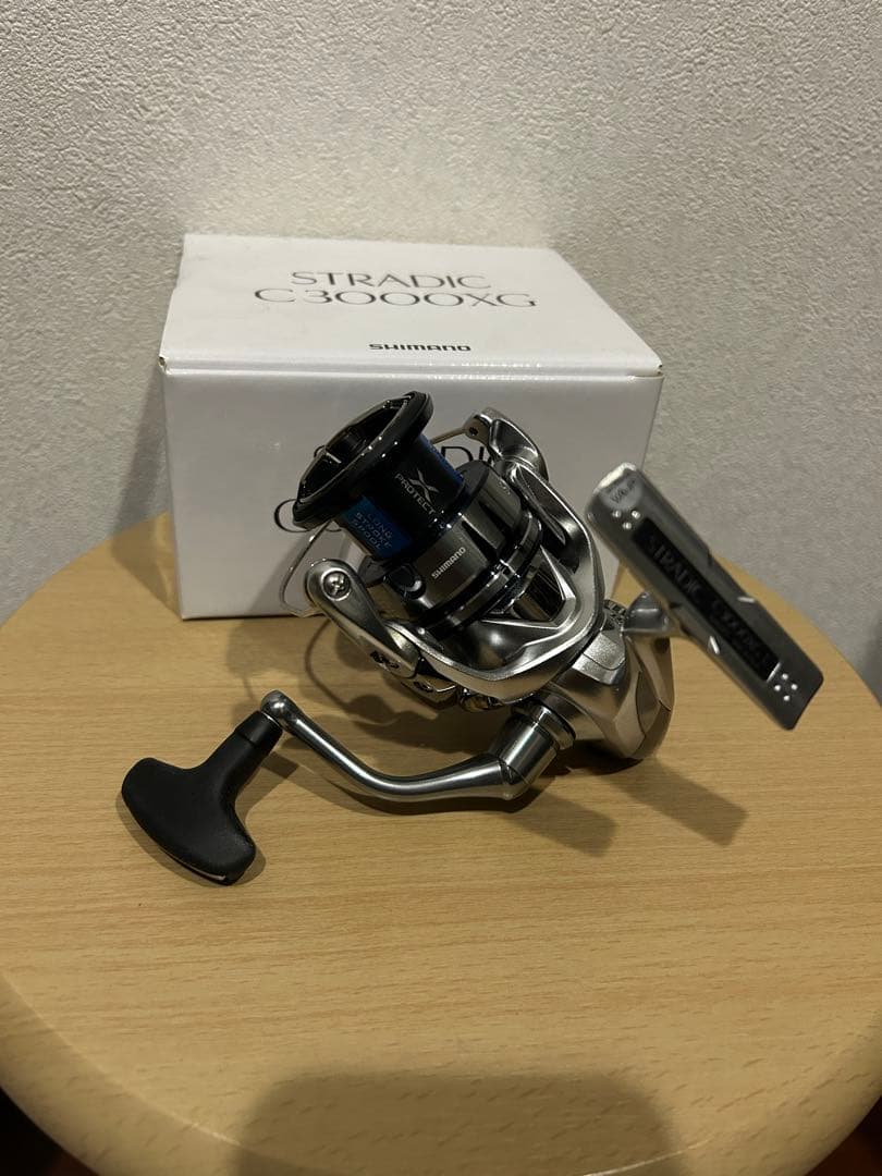 シマノ　リール　19ストラディック　c3000xg 新品未使用