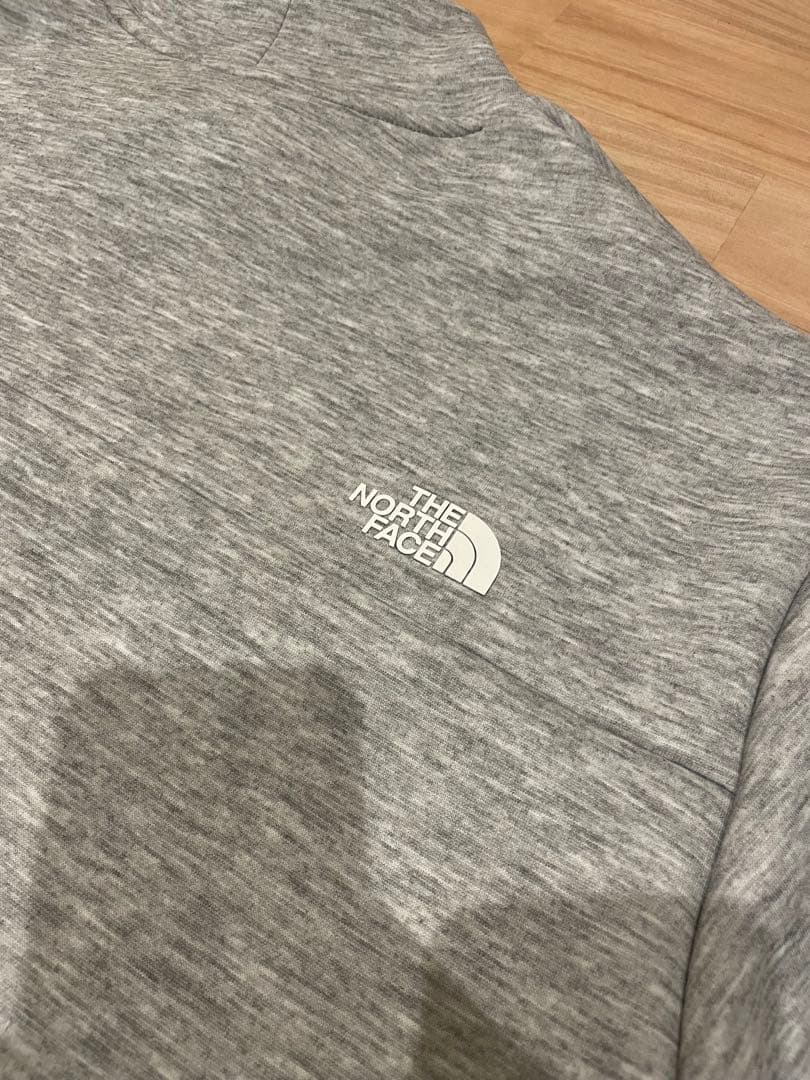 THE NORTH FACE テックエアースウェットモックネック