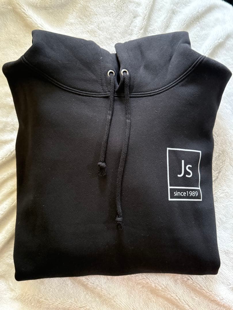 イジョンソク フード付きパーカー 黒