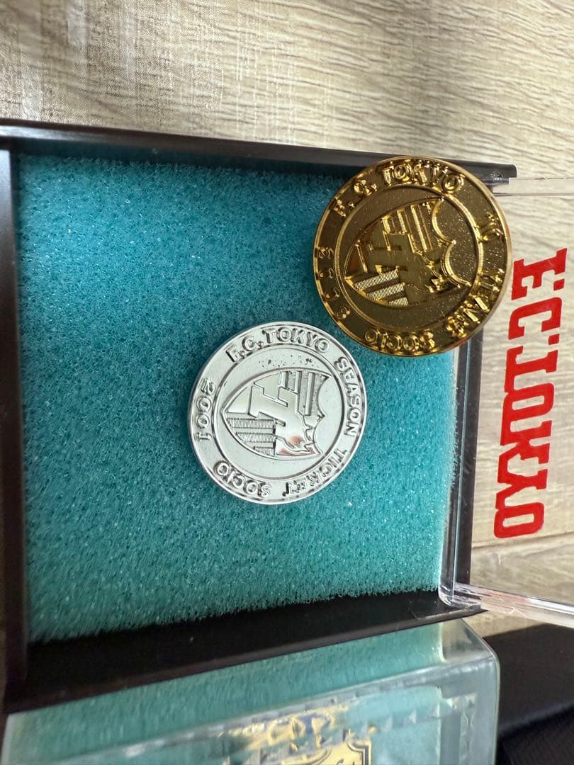 希少 純銀 金張 FC東京 ピンバッジ セット 金 銀製 サッカー 記念品