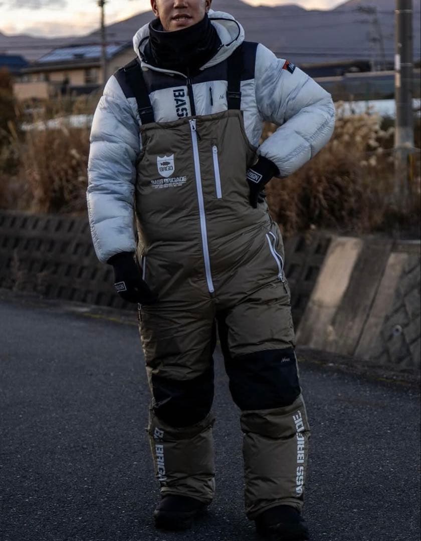 超美品！BASSBRIGADExNANGA 2025yオーロラダウンセットアップ