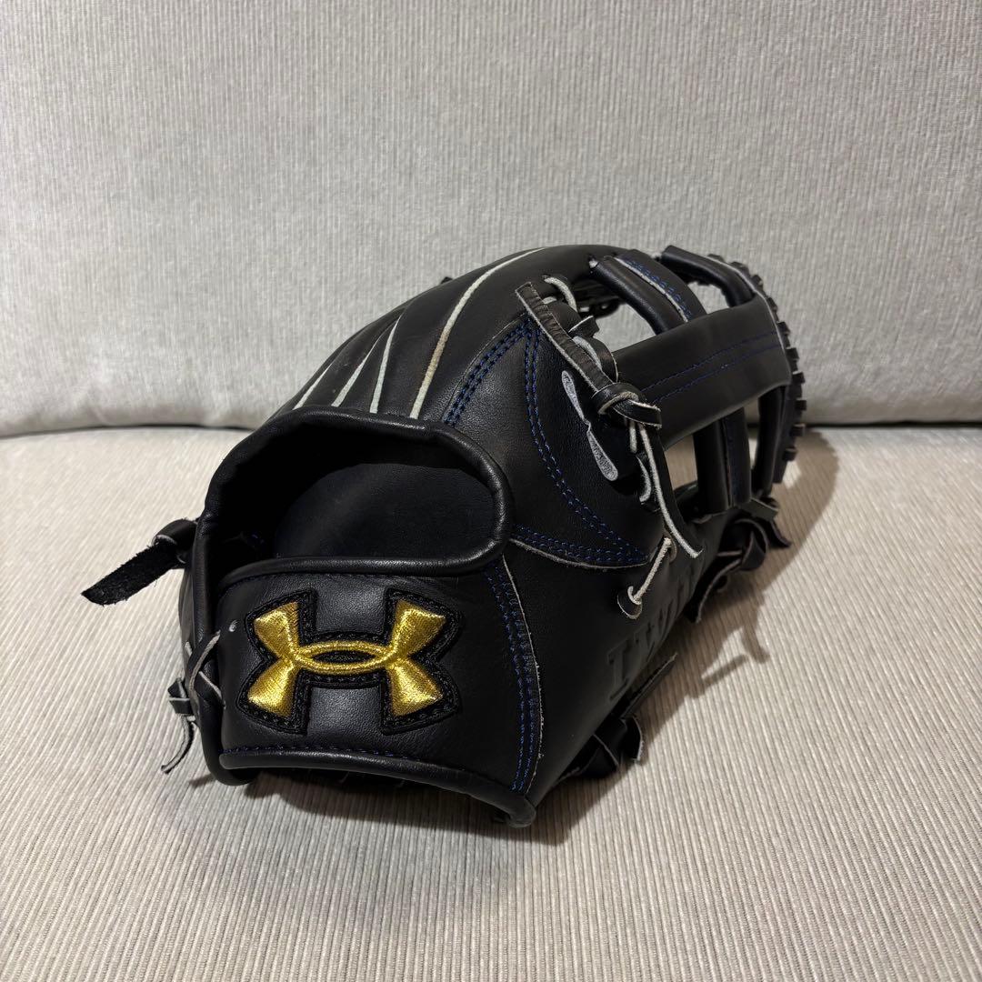 アンダーアーマー　グローブ　軟式用