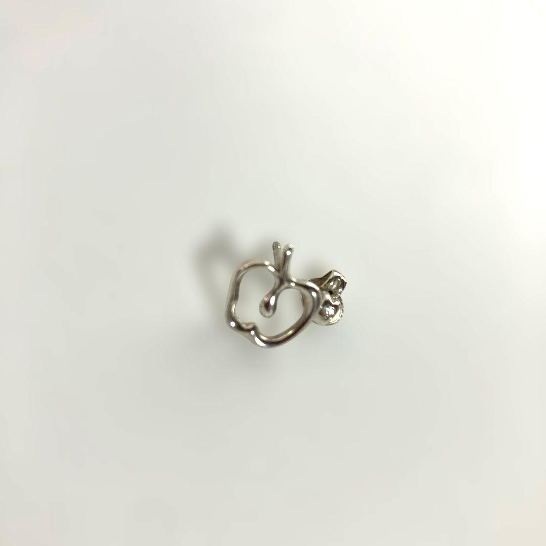 Tiffany ティファニー アップル ピアス