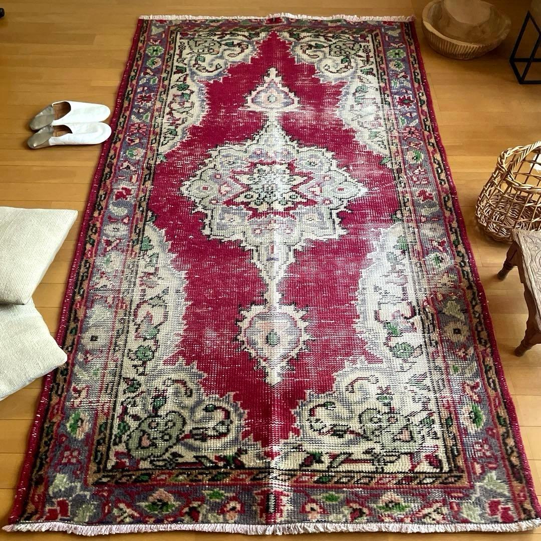 112×195 ワインカラー メダリオン　擦れシャビー　トルコヴィンテージラグ