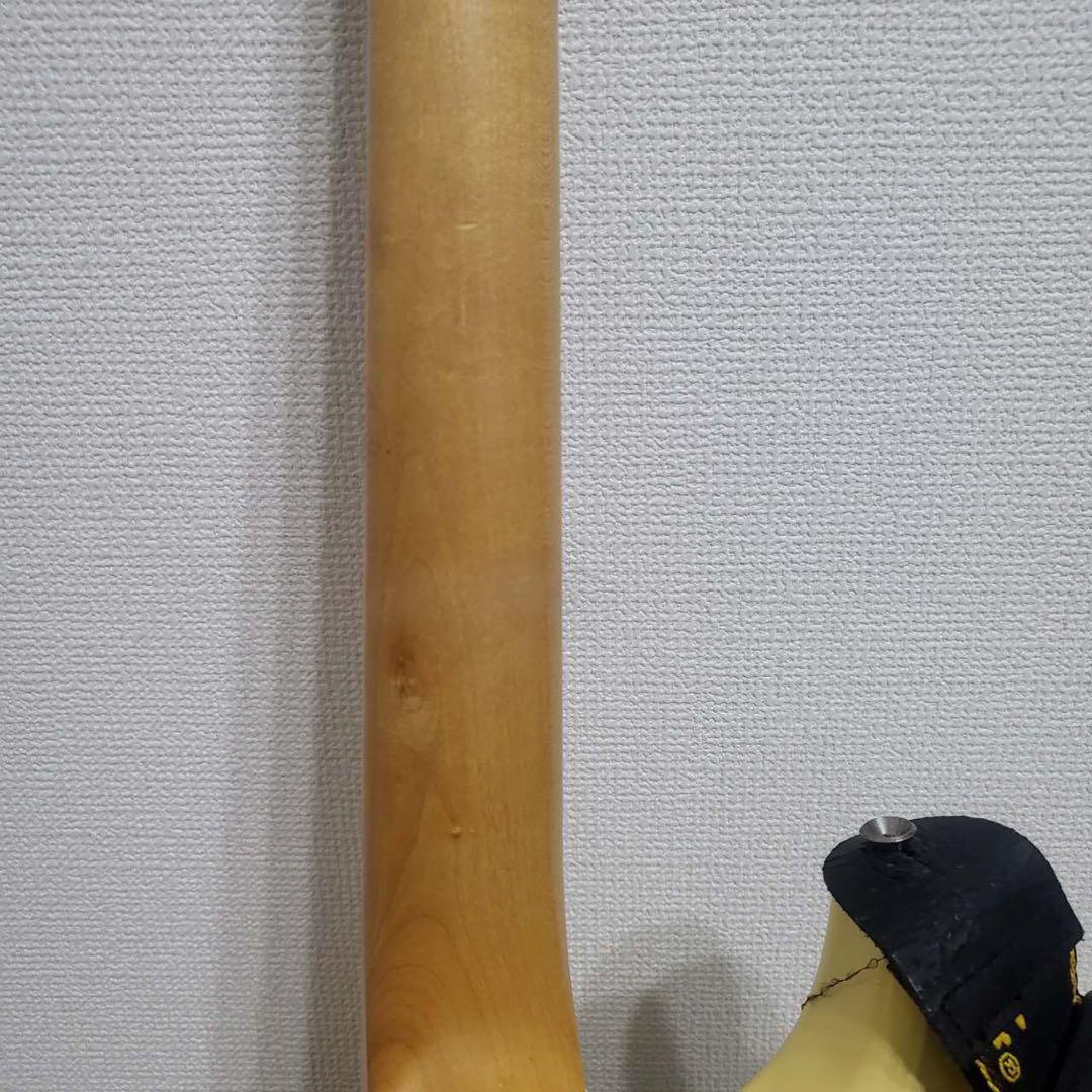 エレキギター ホワイト