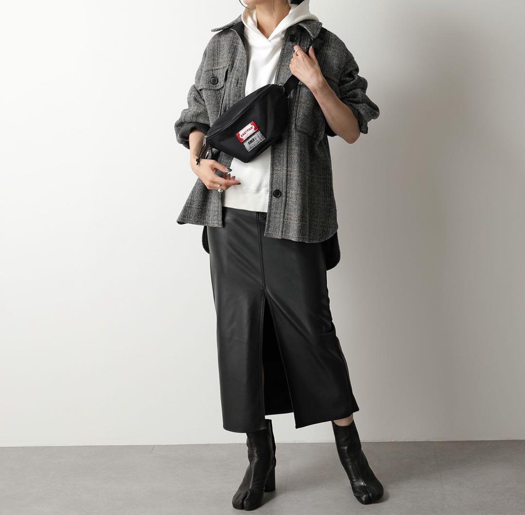 EASTPAK MM6 ボディバッグ ウエストポーチ リバーシブル