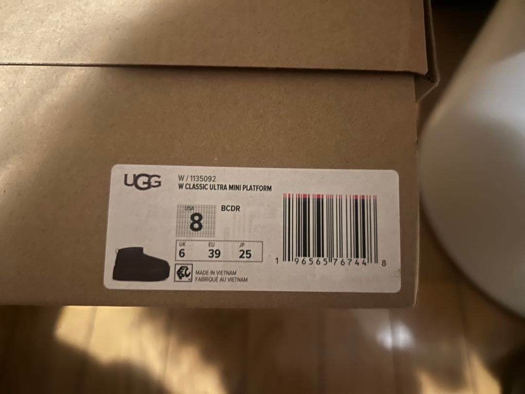 靴 UGG Classic Ultra Mini Platform 25cm US8